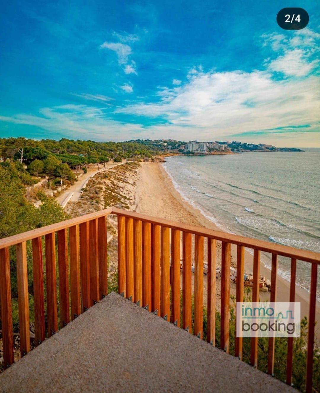 סאלו Sun Beach Cala Dorada מראה חיצוני תמונה