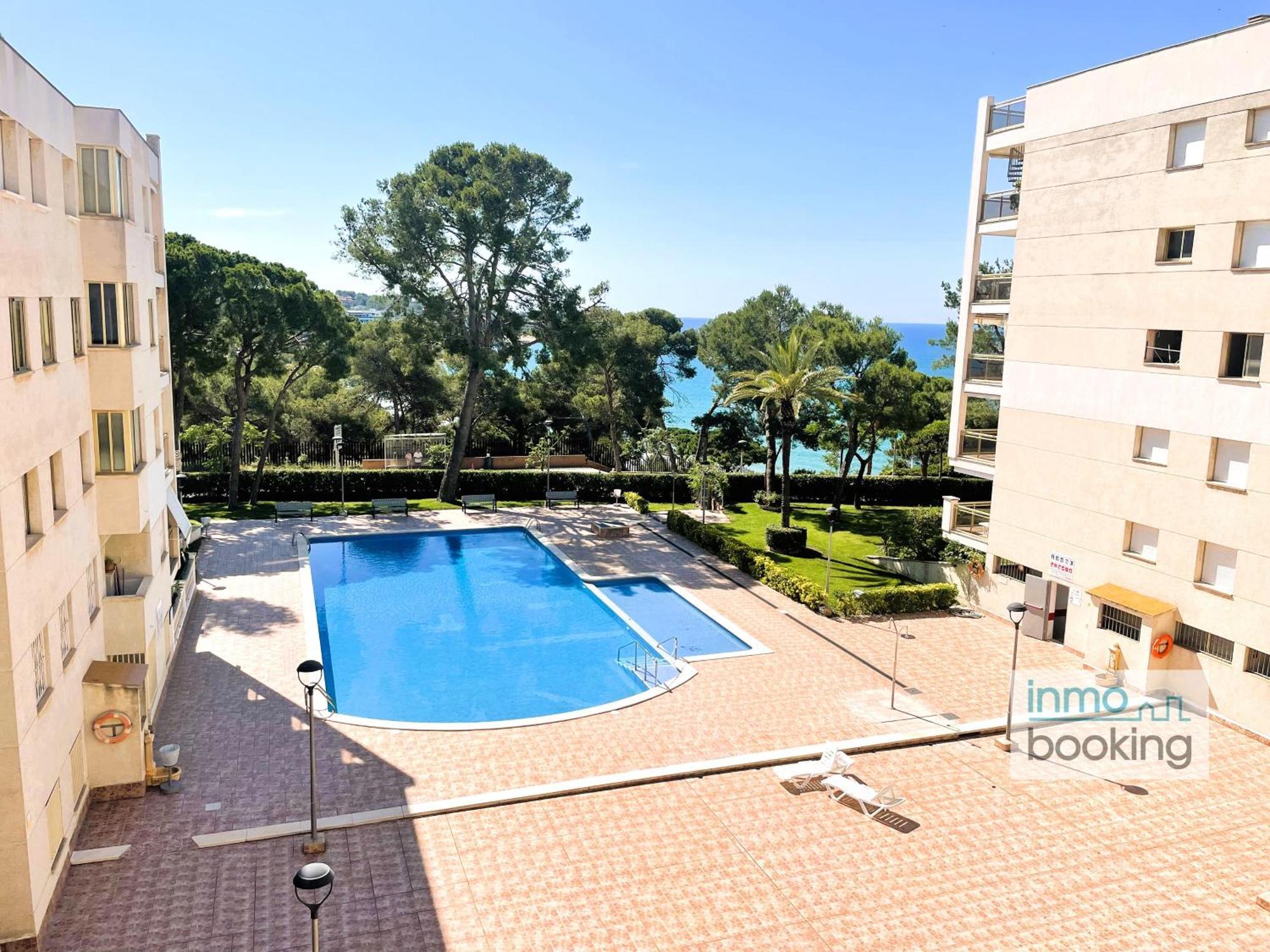 סאלו Sun Beach Cala Dorada מראה חיצוני תמונה