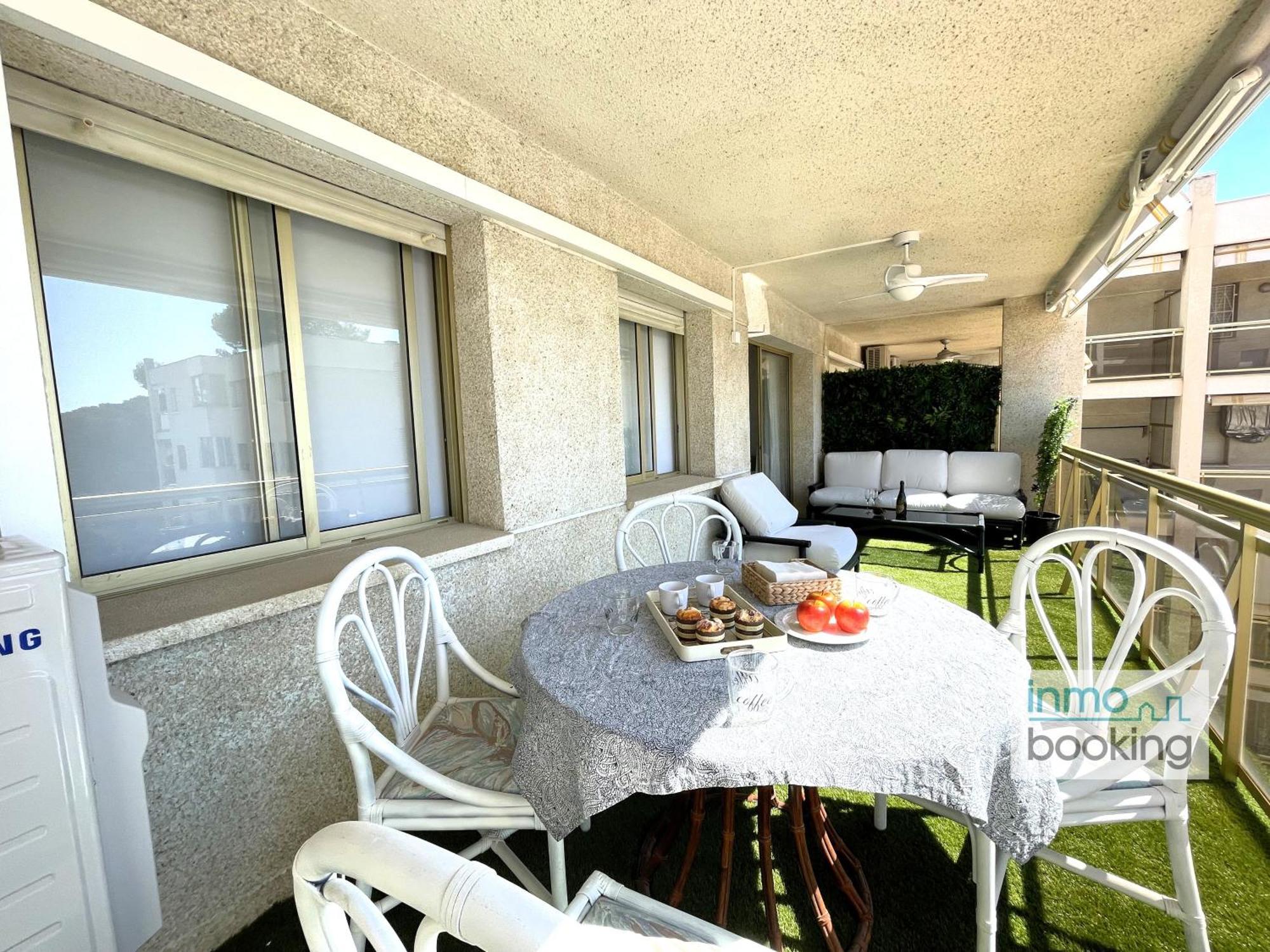 סאלו Sun Beach Cala Dorada מראה חיצוני תמונה